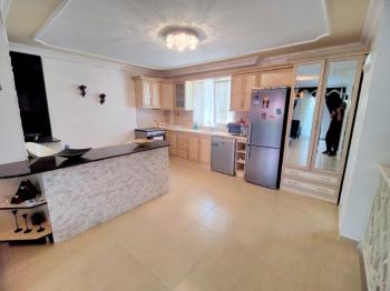 Denize Sıfır Sitede Kiralık 2+1