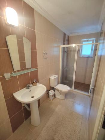 Denize Sıfır Sitede Kiralık 2+1