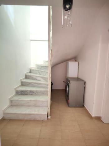 Denize Sıfır Sitede Kiralık 2+1