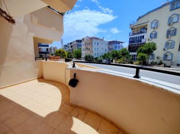 Didim Cadde Üzerinde Satılık Daire