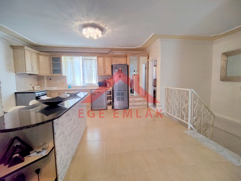 Denize Sıfır Sitede Kiralık 2+1