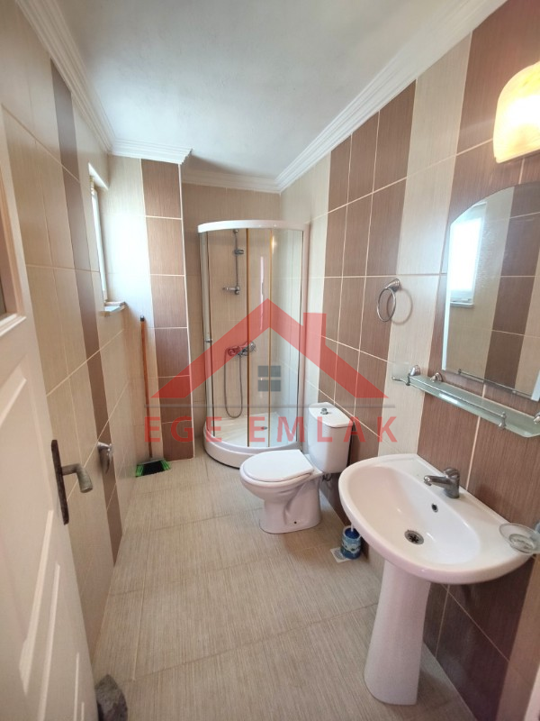 Denize Sıfır Sitede Kiralık 2+1