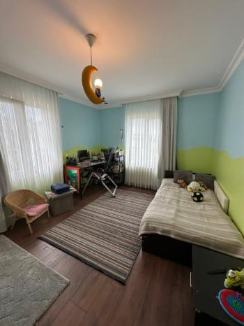 In Arıkoy - bright and large villa for rent - geniş bahceli vila