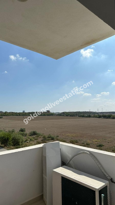 MAĞUSA GÜVERCİNLİKTE ORTAK HAVUZLU SİTEDE SATILIK 3+1 DAİRE