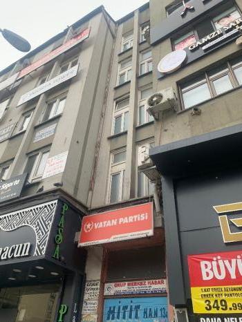 GÜVENAY - ÇORUM GAZİ CAD. SAAT KULESİ YANI KİRALIK OFİS & BÜRO