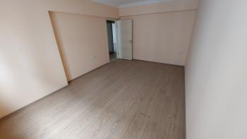 GÜVENAY - ÇORUM BAHABEY VEYSEL KARANİ CAMİİ YANI  2+1 SATILIK DAİRE