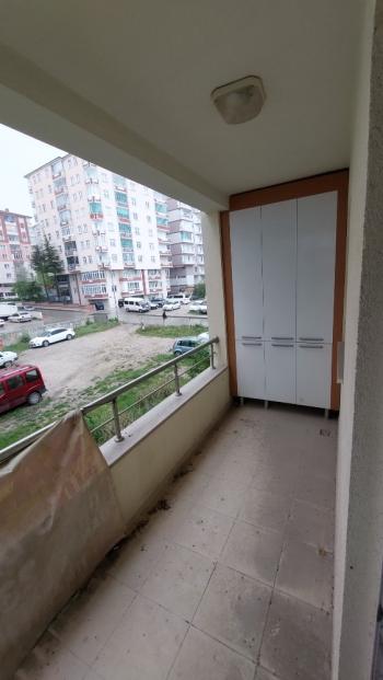 GÜVENAY - ÇORUM BAHABEY VEYSEL KARANİ CAMİİ YANI  2+1 SATILIK DAİRE