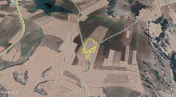 GÜVENAY - ÇORUM OSMANİYE İLERİSİ 27.770 M2 SATILIK YOLA CEPHE TARLA