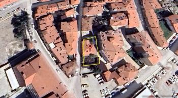 GÜVENAY - ÇORUM ÜÇTUTLAR TANYERİ OKULU YAKINI 400 m² ARSA