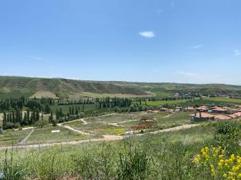 GÜVENAY - ÇORUM SARMAŞA KÖYÜ KARŞISINDA 500 M² SATILIK  BAHÇE
