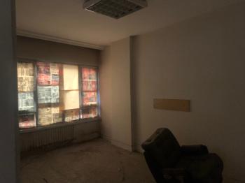 GÜVENAY - ÇORUM GAZİ CAD. SAAT KULESİ YANI KİRALIK OFİS & BÜRO