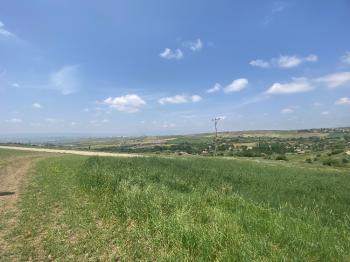 GÜVENAY - ÇORUM ESKIEKIN MERKEZE 3 KM SATILIK BAHÇE