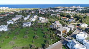 Kıbrıs Girne Çatalköy'de Satılık 4+1 Müstakil Havuzlu Villalar