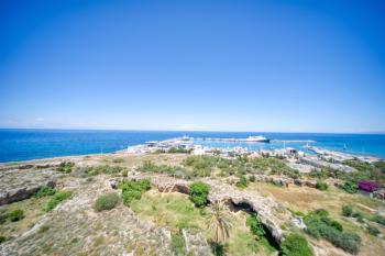 Kıbrıs Girne Merkez'de Kapanmaz Deniz Manzaralı 3+1 Yalı Dairesi!
