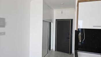 KKTC, Iskeleden, Muhteşem Deniz manzaralı, Taşınmaya Hazır Satılık Studio