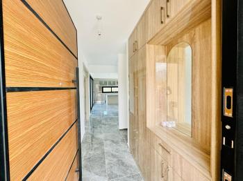 Kıbrıs Girne Çatalköy Bölgesinde Satılık 4+1  Havuzlu Villa