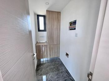Kıbrıs Girne Çatalköy Bölgesinde Satılık 4+1  Havuzlu Villa