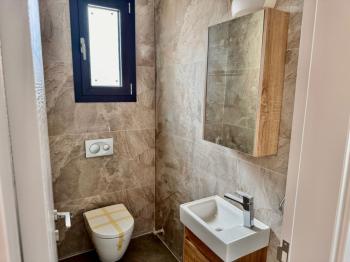 Kıbrıs Girne Çatalköy Bölgesinde Satılık 4+1  Havuzlu Villa