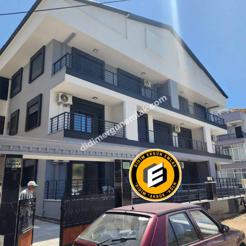 Didim Altınkum Mahallesin de Denize Yakın Ara Kat 3+1 Açık Mutfak Satılık Daire (1095 )