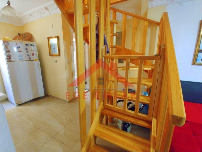 Denize Sıfır Sitede Kiralık 1+1 Dubleks Daire