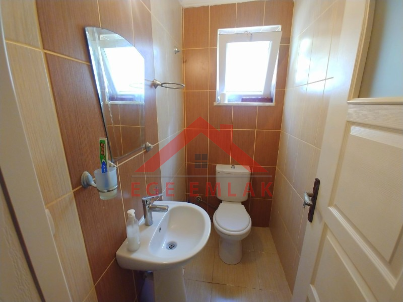Denize Sıfır Sitede Kiralık 1+1 Dubleks Daire
