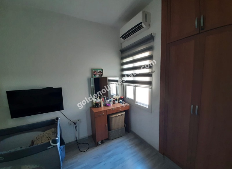 MAĞUSA ESKİ LEMAR VE PERŞEMBE PAZARININ HEMEN YANINDA SATILIK 3+1 DAİRE