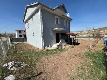 GÜVENAY - OSMANCIK YOLU TEK TAPULU SATILIK HESAPLI VİLLA