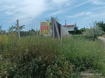 GÜVENAY - ÇORUM ALİKİ BAĞLARI GİRİŞİ 500 M² SATILIK BAHÇELER 