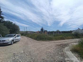 GÜVENAY - ÇORUM ALİKİ BAĞLARI GİRİŞİ 500 M² SATILIK BAHÇELER 