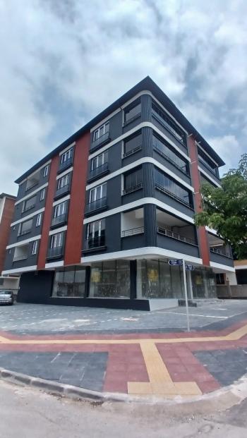 GÜVENAY - ÇORUM MANAS PARKI KARŞISI SATILIK 180 M² DÜKKAN