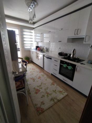 GÜVENAY - ÇORUM CENGİZ TOPEL CADDESİNDE SATILIK 3+1 DAİRE 