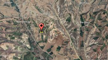 Güvenay - Çorum Hamamlıçay Köyü Satılık 10 Dönüm Tarla