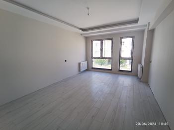 GÜVENAY - ÇORUM GÜLABİBEY KAPAKLI 1.CADDE ÜZERİ SATILIK 3+1