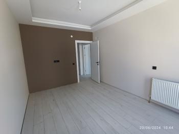 GÜVENAY - ÇORUM GÜLABİBEY KAPAKLI 1.CADDE ÜZERİ SATILIK 3+1