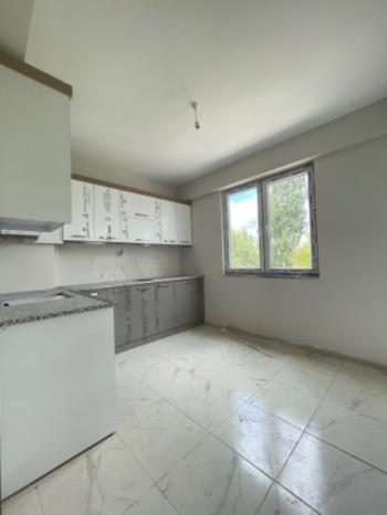 Güvenay - Çorum Çiftlik Caddesi 3+1 Ara Kat Sıfır Daire 