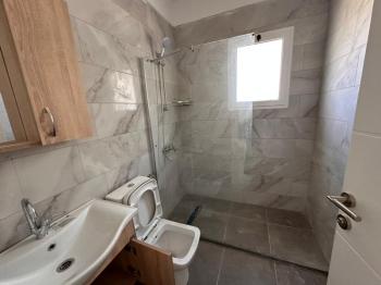 LEFKOŞA GÖNYELİ BÖLGESİNDE   KİRALIK DAİRE