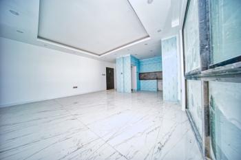 Girne Merkez'de Denize Yürüme Mesafesinde 2+1 Sıfır Geniş Residence