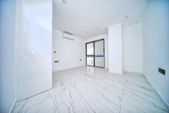 Girne Merkez'de Denize Yürüme Mesafesinde 2+1 Sıfır Geniş Residence