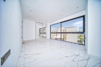 Girne Merkez'de Denize Yürüme Mesafesinde 2+1 Sıfır Geniş Residence