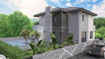 Kıbrıs Girne Alsancak'ta Milli Park Üstü Denize Yakın Site İçerisinde Satılık 4+1 Lüks Villa