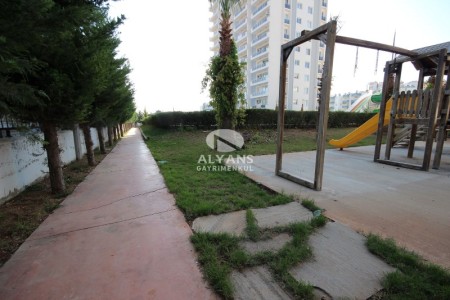 ALYANS'TAN GÖZLERİNİZİ DENİZE AÇACAĞINIZ LEBİDERYA EŞYALI 2+1