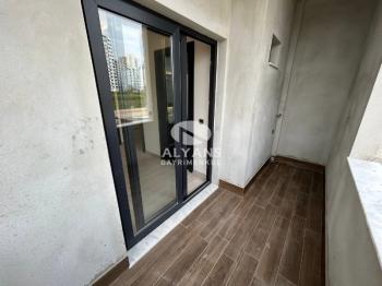 ALYANS'TAN DENİZE 200 MT MESAFEDE FULL SOSYAL ALANLI GENİŞ 3+1