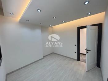 ALYANS'TAN DENİZE 200 MT MESAFEDE FULL SOSYAL ALANLI GENİŞ 3+1