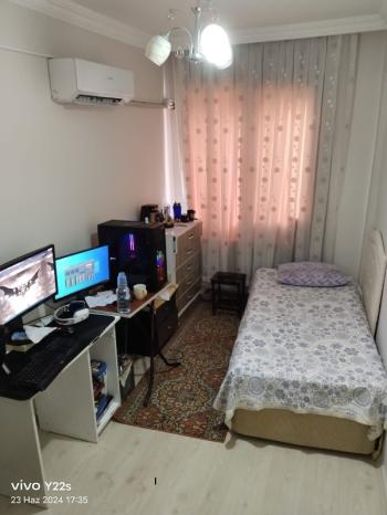 Antre Emlak'tan Satılık Yeşilyurt Merkez Cami Yakını 3+1, Doğalgazlı Asansörlü 4 Yıllık Daire