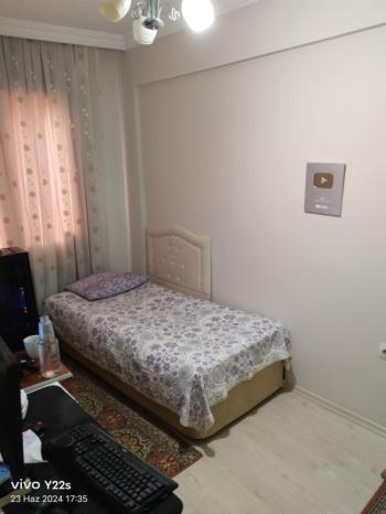 Antre Emlak'tan Satılık Yeşilyurt Merkez Cami Yakını 3+1, Doğalgazlı Asansörlü 4 Yıllık Daire