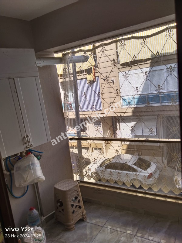 Antre Emlak'tan Satılık Yeşilyurt Merkez Cami Yakını 3+1, Doğalgazlı Asansörlü 4 Yıllık Daire