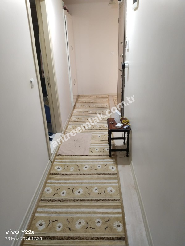 Antre Emlak'tan Satılık Yeşilyurt Merkez Cami Yakını 3+1, Doğalgazlı Asansörlü 4 Yıllık Daire