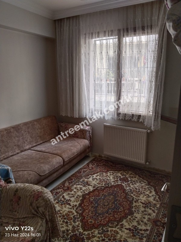 Antre Emlak'tan Satılık Yeşilyurt Merkez Cami Yakını 3+1, Doğalgazlı Asansörlü 4 Yıllık Daire