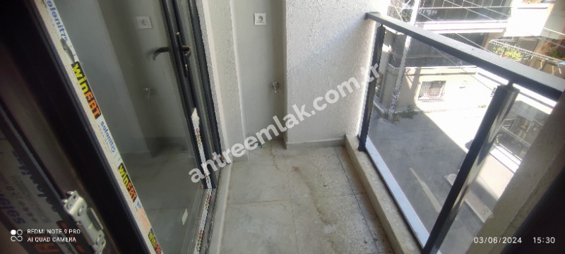 Antre Emlak'tan Satılık Gülyaka Mahallesinde Doğalgazlı,Otoparklı,Sıfır 2+1 Daire
