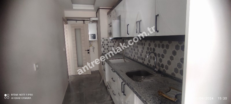 Antre Emlak'tan Satılık Gülyaka Mahallesinde Doğalgazlı,Otoparklı,Sıfır 2+1 Daire